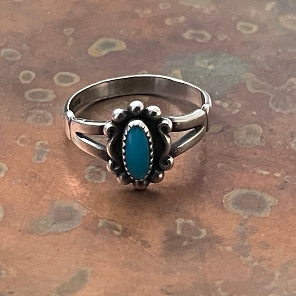 Vintage Turquoise Sterling Ring. - Picture 3 of 11
